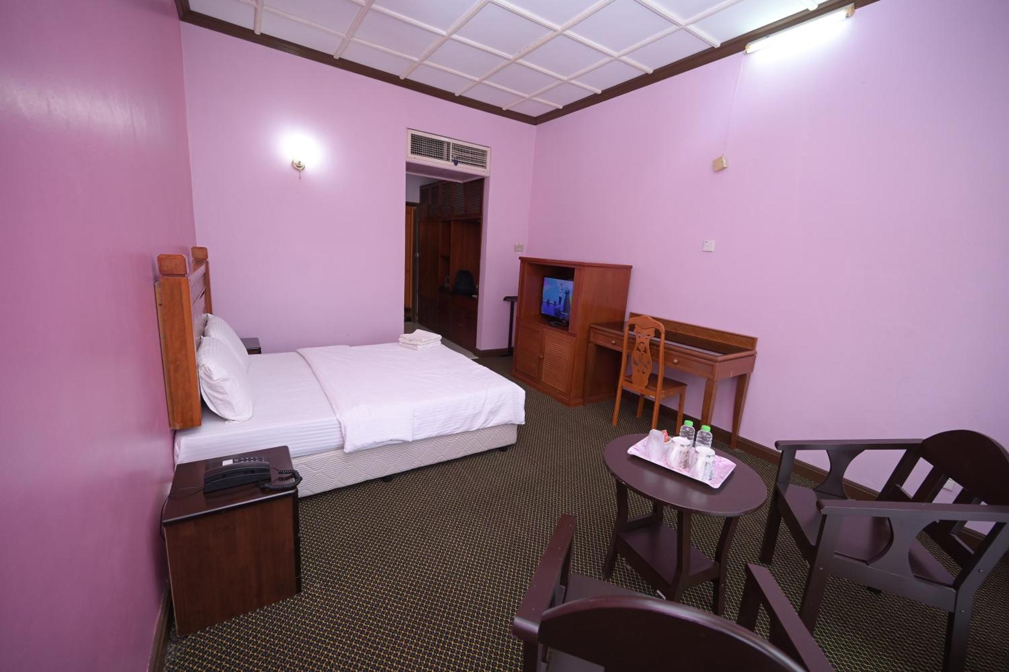 Kesedar Hotel Travel&Tours Sdn Bhd Gua Musang Extérieur photo