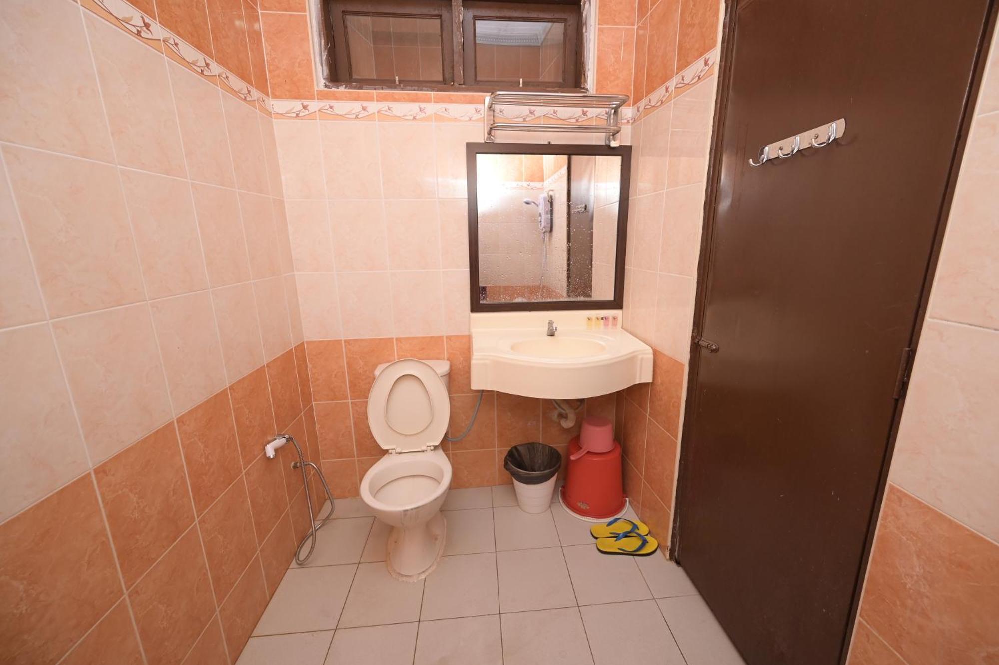 Kesedar Hotel Travel&Tours Sdn Bhd Gua Musang Extérieur photo