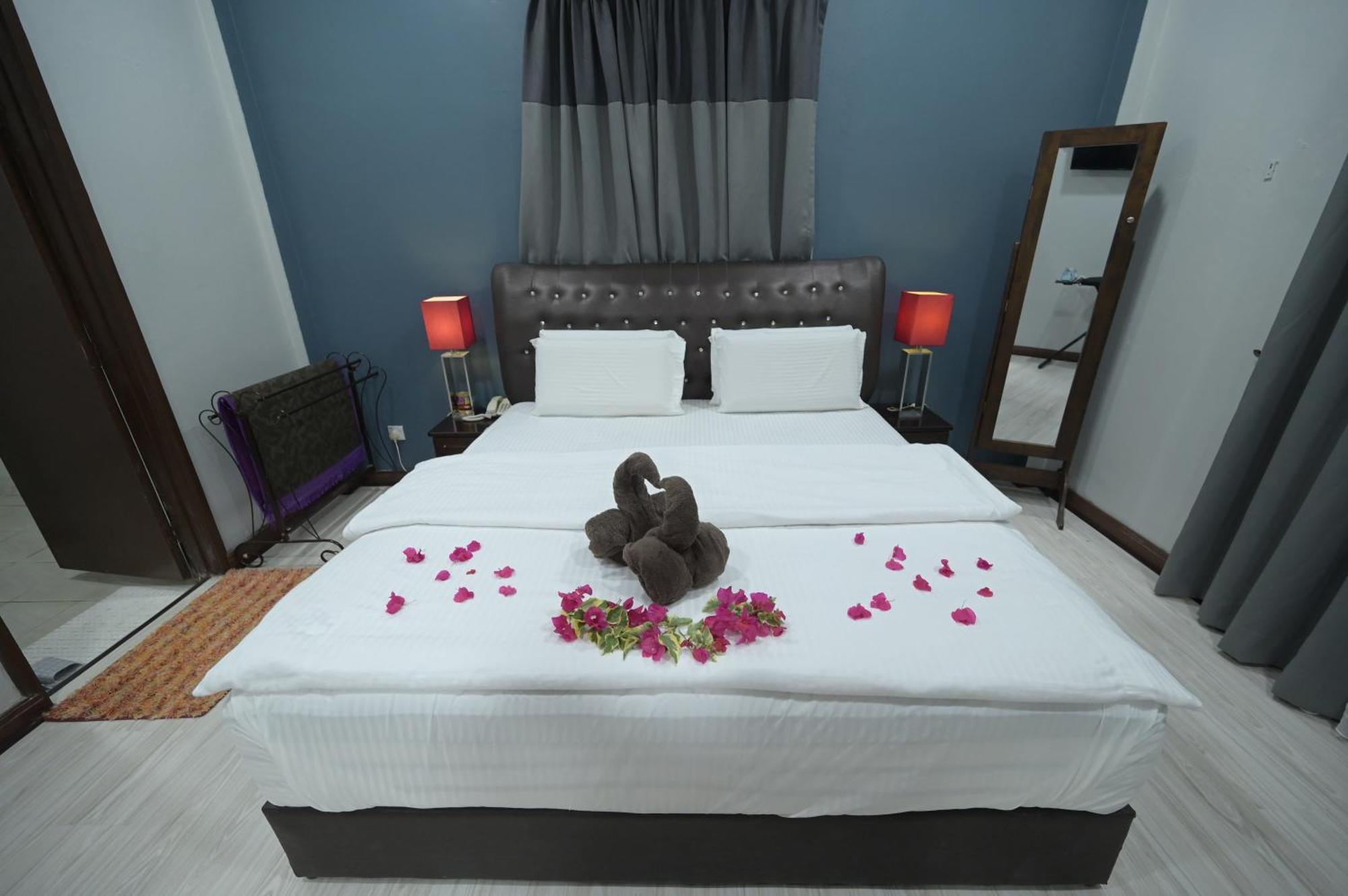 Kesedar Hotel Travel&Tours Sdn Bhd Gua Musang Extérieur photo