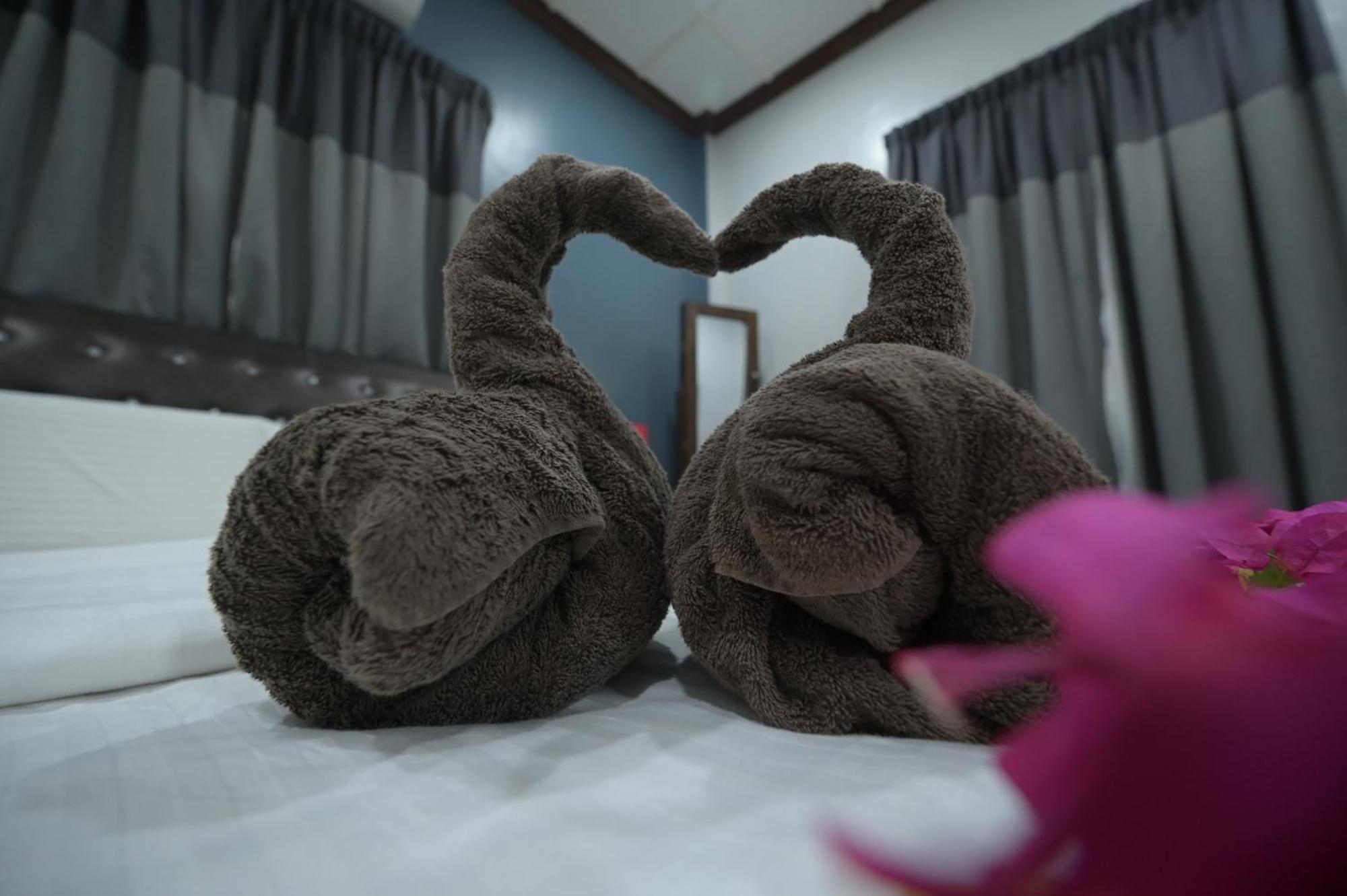 Kesedar Hotel Travel&Tours Sdn Bhd Gua Musang Extérieur photo